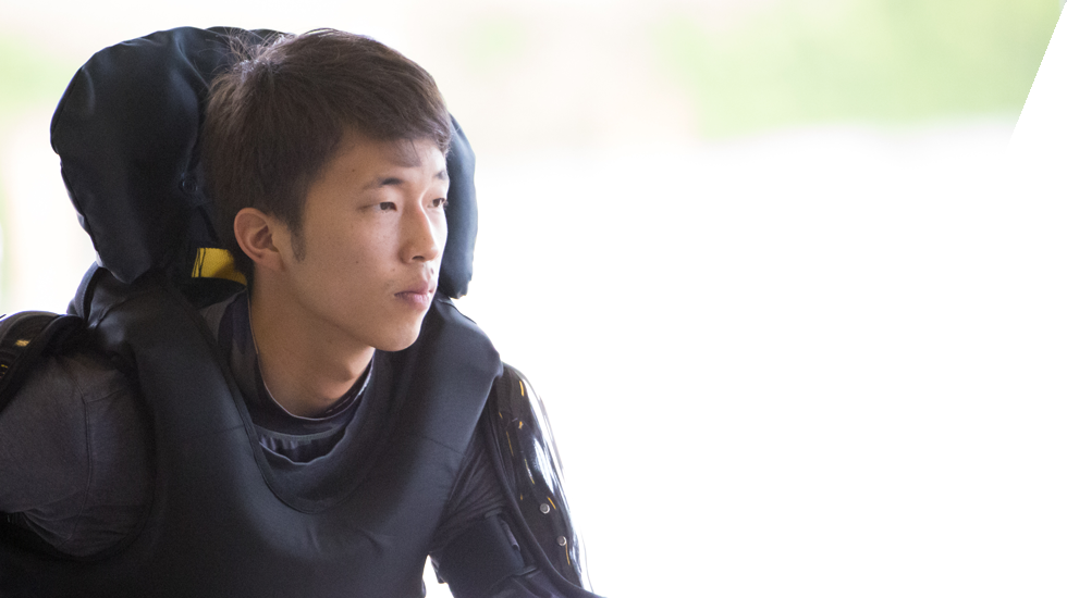 ヤングレーサー特設サイト